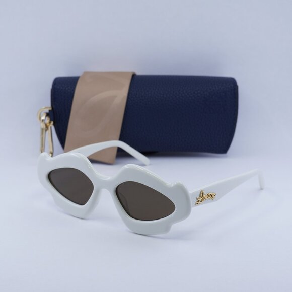 Final Price! Loewe LW40109U 21E Sunglasses main image 4
